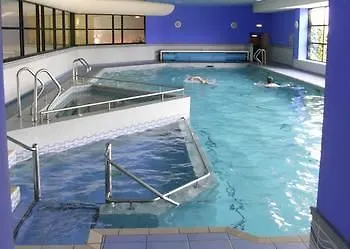 Szálloda Whoop Hall And Leisure